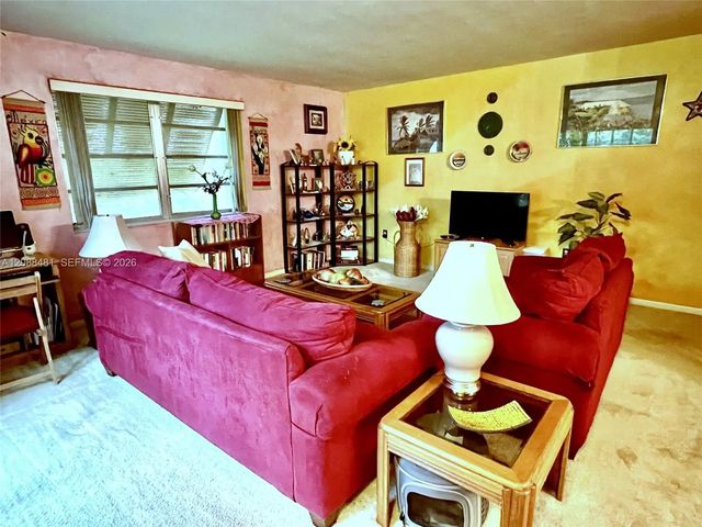 5 of 26 - 9304 Sw 77th Avenue #c3, Miami, FL