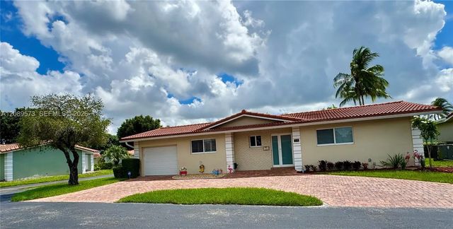 7190 E Tropical Way, Plantation