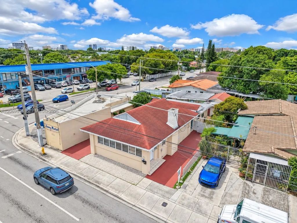 1536 Sw 22nd Avenue, Miami
