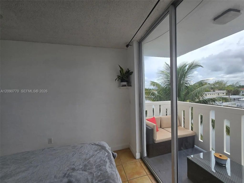 N/A, Miami Beach