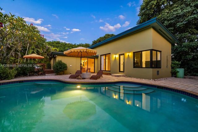 4450 Sw 62nd Court, Miami