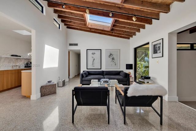 2 of 38 - 4450 Sw 62nd Court, Miami, FL
