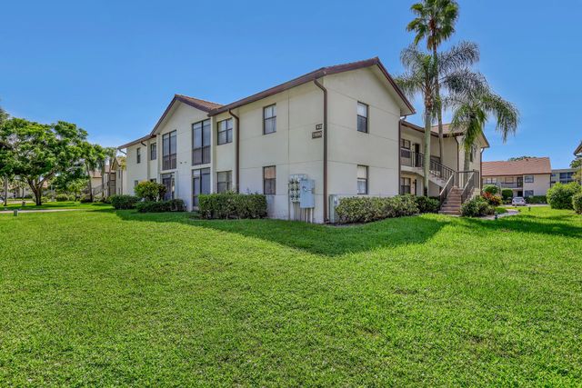 2 of 28 - 7690 Tahiti Lane #202, Lake Worth, FL