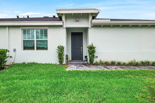 4 of 65 - 18973 Wood Stork Way, Loxahatchee, FL
