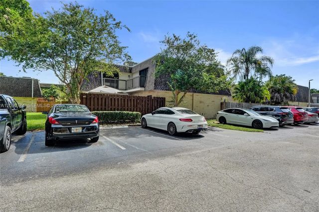 2 of 35 - 8108 Sw 23rd Court #26b, North Lauderdale, FL