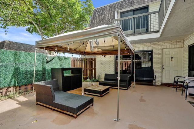 3 of 35 - 8108 Sw 23rd Court #26b, North Lauderdale, FL