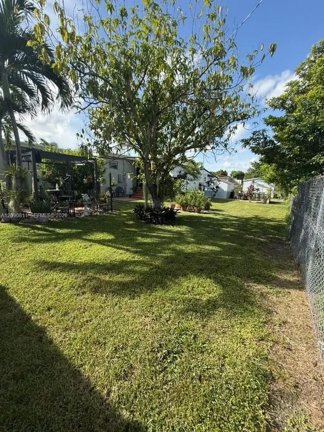 5 of 8 - 3121 Sw 84th Court, Miami, FL