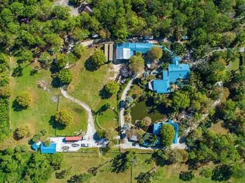5755 Sw Ranchito Street, Palm City