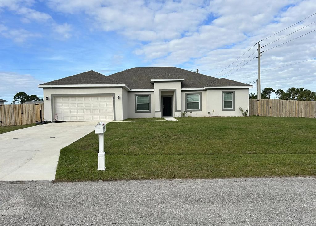 103 Sw Grove Avenue, Port St. Lucie