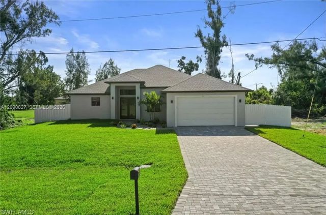 411 Sw 19 Avenue, Cape Coral