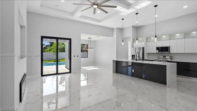 4 of 36 - 411 Sw 19 Avenue, Cape Coral, FL