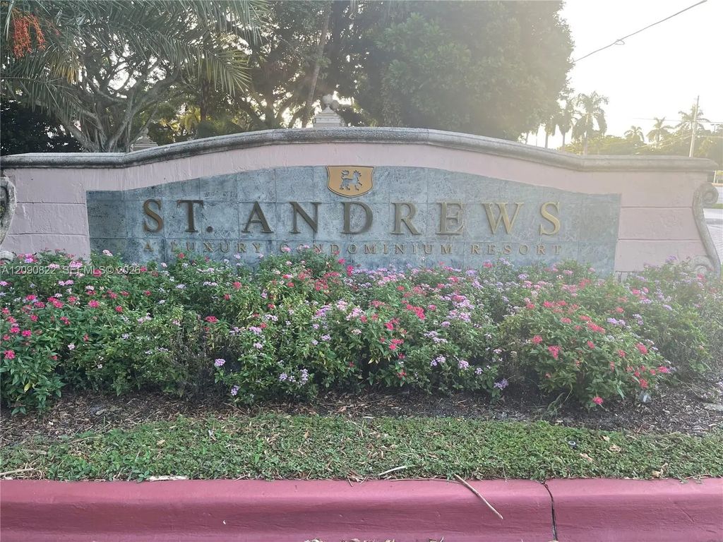 12124 Saint Andrews Place #206, Miramar