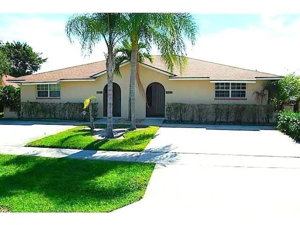 1427 Riverside Circle, Wellington