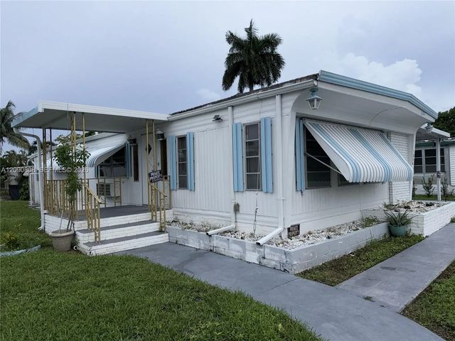 1666 Sw 85th Avenue, Davie