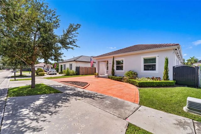 2 of 42 - 14940 Nw 89th Avenue, Miami Lakes, FL