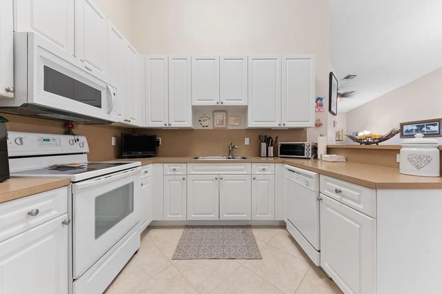 2 of 32 - 5173 Toscana Trail, Boynton Beach, FL