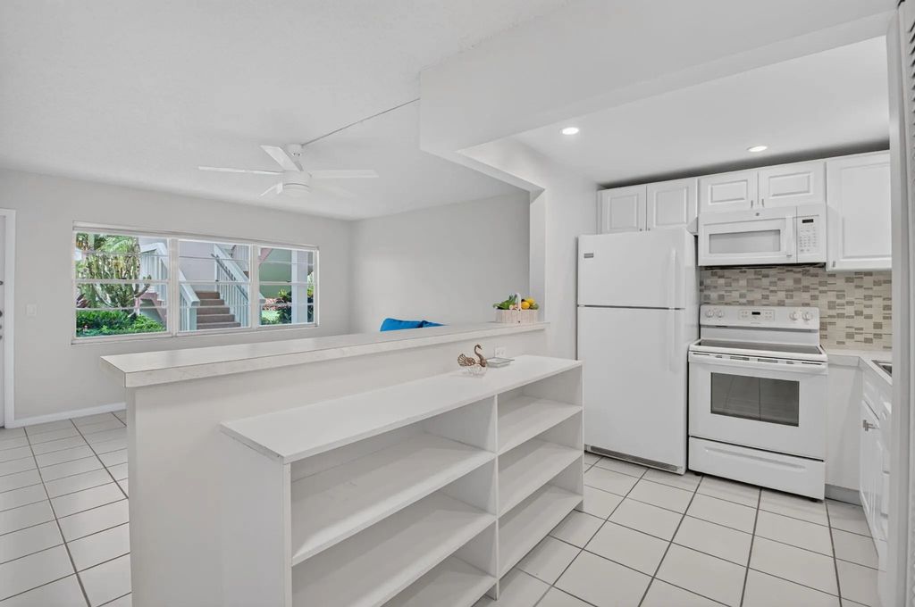 591 Fanshaw O, Boca Raton