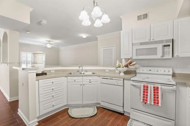 4 of 29 - 211 Longview #102, Kissimmee, FL