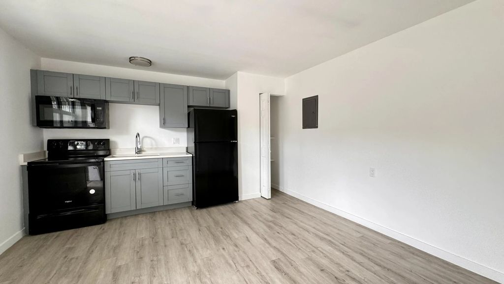 225 S F Street #7, Lake Worth Beach