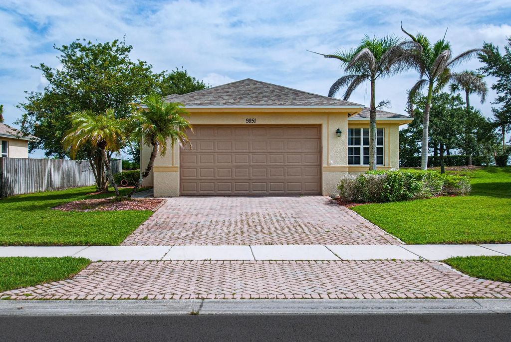 9851 E Verona Circle, Vero Beach