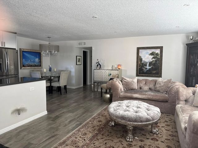 2 of 19 - 5409 Lakefront Boulevard #d, Delray Beach, FL