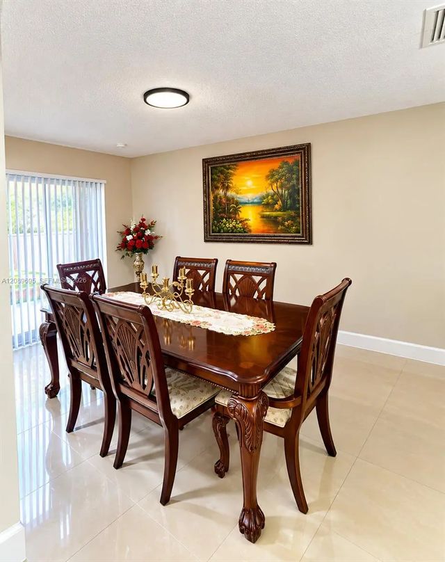 5 of 15 - 18155 Sw 138th Place, Miami, FL
