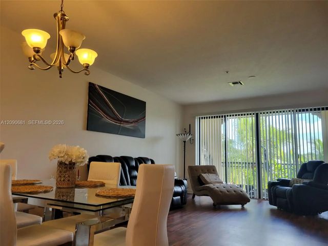 5 of 26 - 3020 Nw 125th Avenue #319, Sunrise, FL