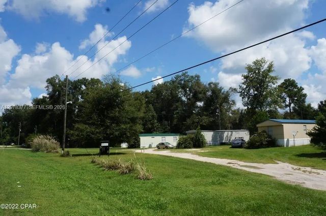 4878 Highway 71, 