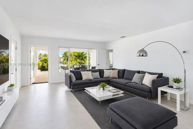 4 of 27 - 661 86th Street, Miami Beach, FL
