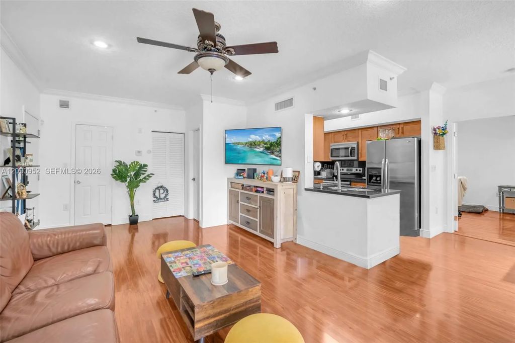 11650 Sw 2nd Street #16303, Pembroke Pines