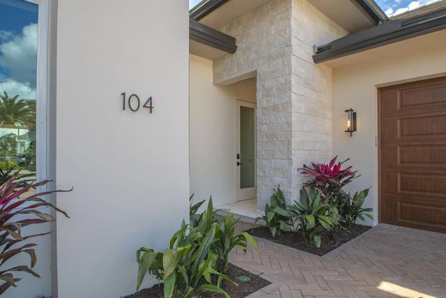 3 of 64 - 104 Se Rio Casarano, Port St. Lucie, FL