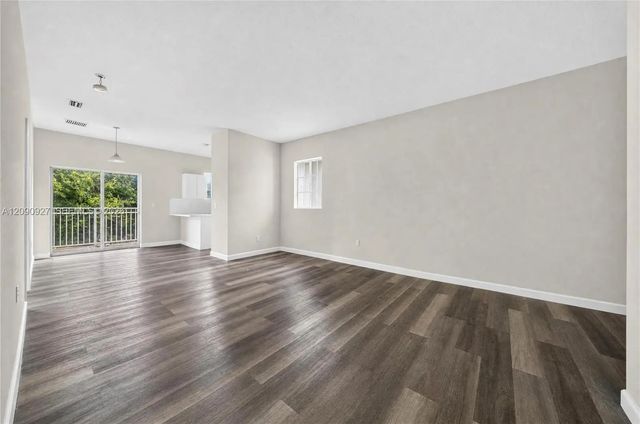 4 of 20 - 359 Ne 27th Terrace #204, Homestead, FL