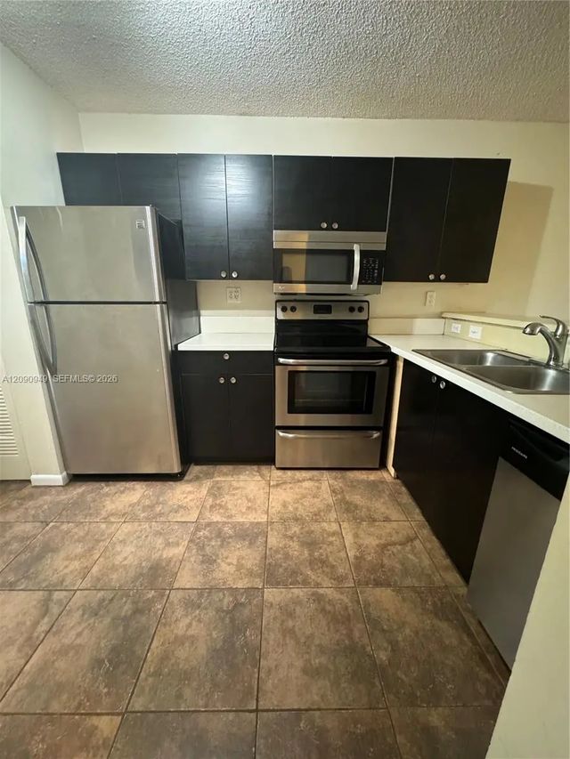 3 of 17 - 9969 Nob Hill Court #9969, Sunrise, FL