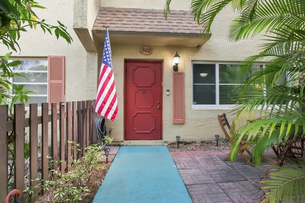 7175 Nova Drive, Davie