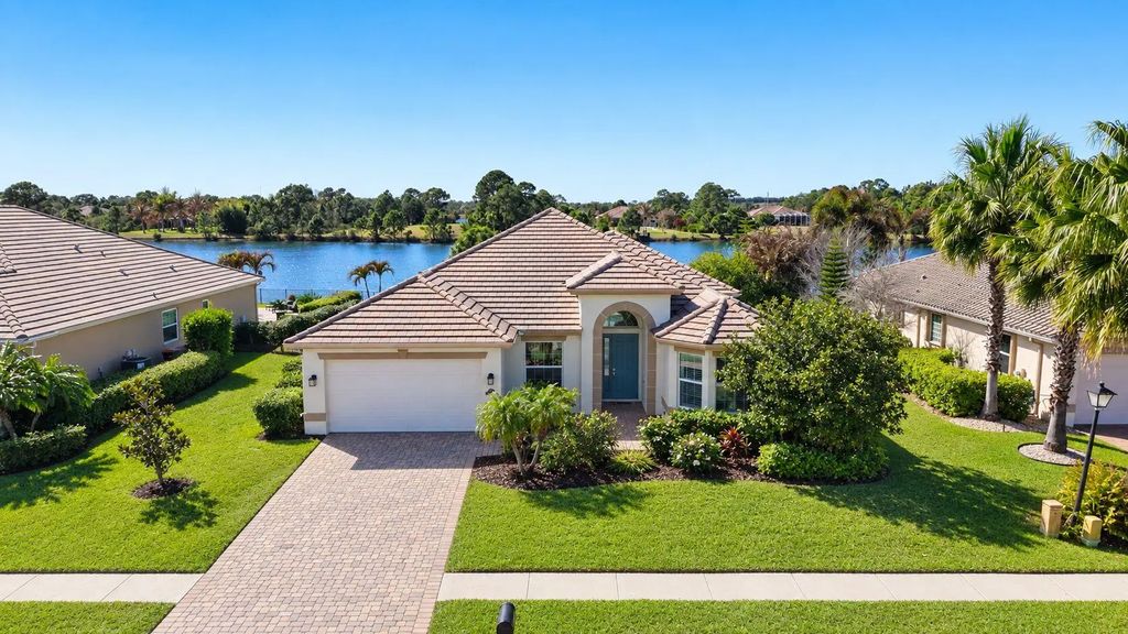 7621 Fieldstone Ranch Square, Vero Beach