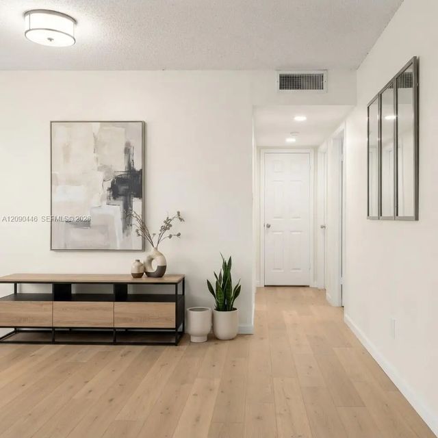 5 of 11 - 1551 Sw 135th Terrace #310g, Pembroke Pines, FL