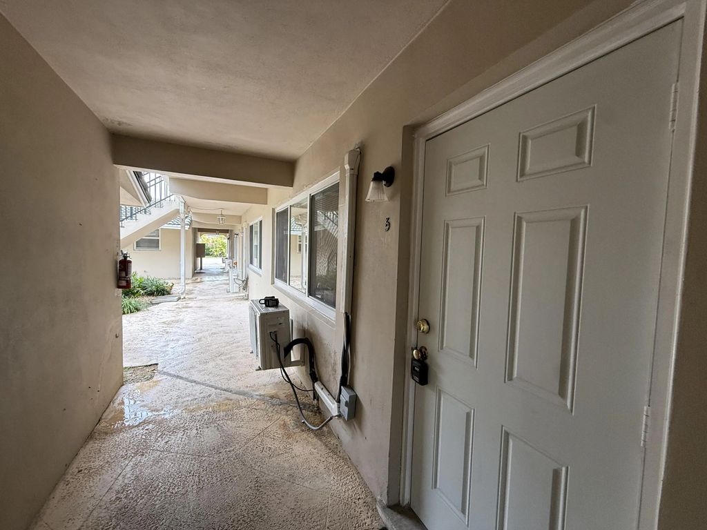 909 Se 14th Court #5, Fort Lauderdale