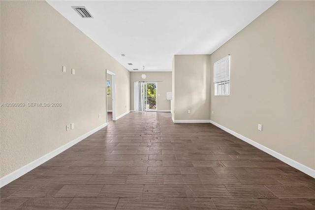 4 of 26 - 2665 Ne 4th Street #204, Homestead, FL