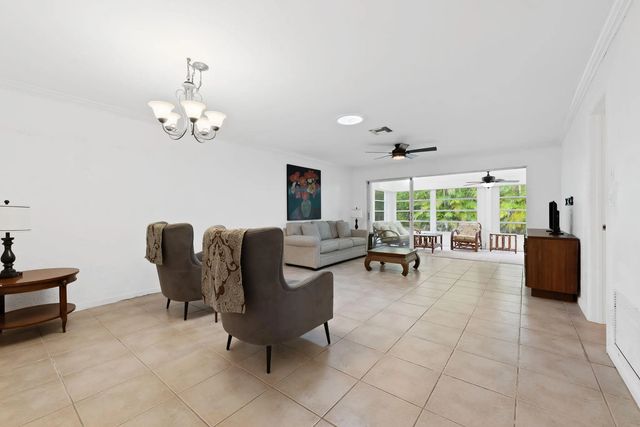 3 of 26 - 143 Se 7th Street, Deerfield Beach, FL