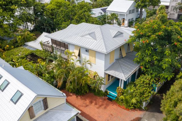 728 Poor House Lane, Key West