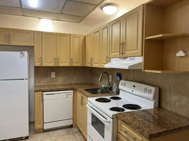 5 of 12 - 480 Nw 20th Street Nw #2120, Boca Raton, FL
