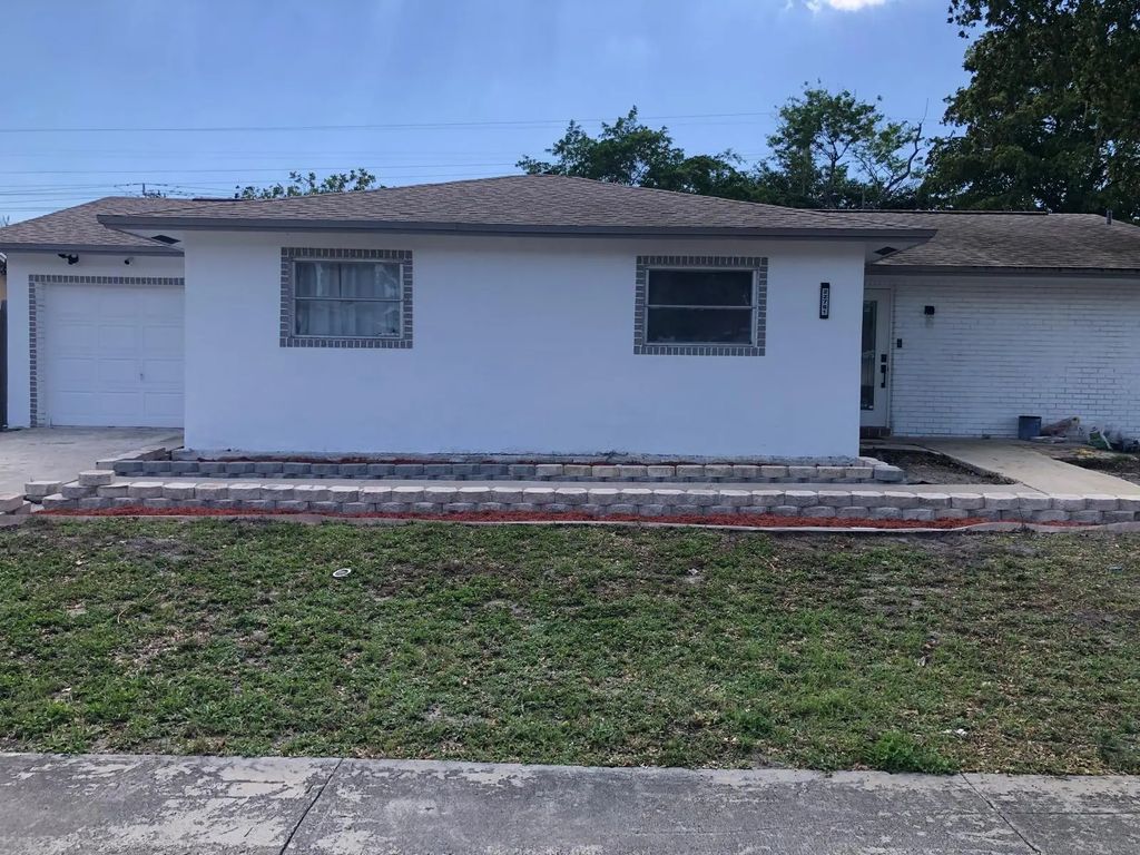 22761 Tradewind Road, Boca Raton