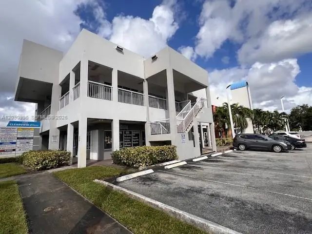 2 of 19 - 17325 Nw 27th Avenue #111, Miami Gardens, FL