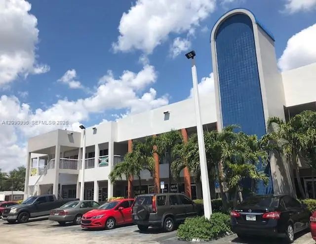 4 of 19 - 17325 Nw 27th Avenue #111, Miami Gardens, FL