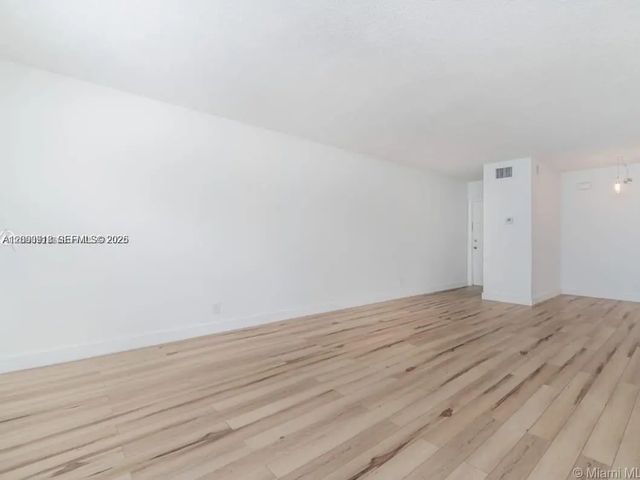 2 of 15 - 2424 Se 17th Causeway #205b, Fort Lauderdale, FL