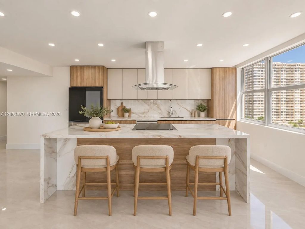 1985 S Ocean Drive #8q, Hallandale Beach