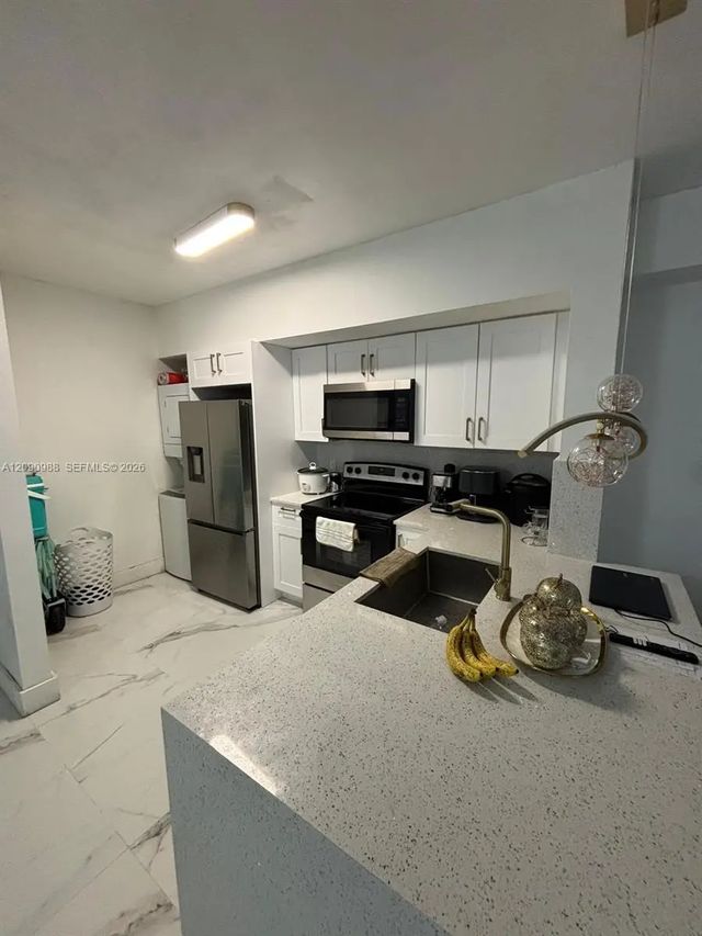 3 of 27 - 5077 Nw 7th Street #912, Miami, FL