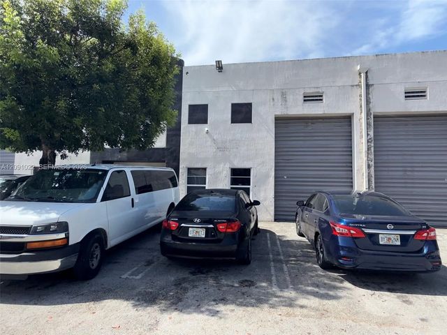 2550 W 78th Street #d-5, Hialeah