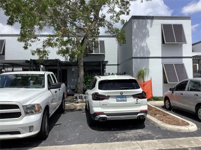 12317 Nw 11th Street, Pembroke Pines