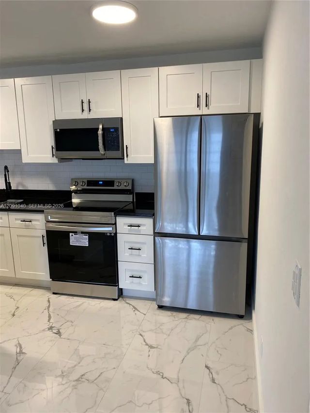 5 of 20 - 3550 Nw 8th Avenue #616, Pompano Beach, FL